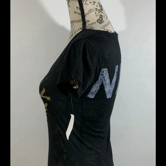 Stranded medium women's black t-shirt - Picture 4 of 7